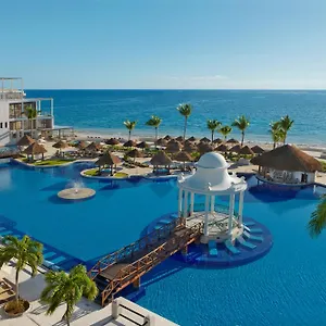 Resort Dreams Sapphire &